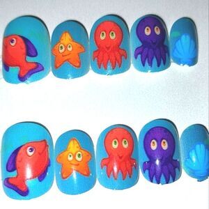 Kids custom 10pc  press on nails for girls and teens